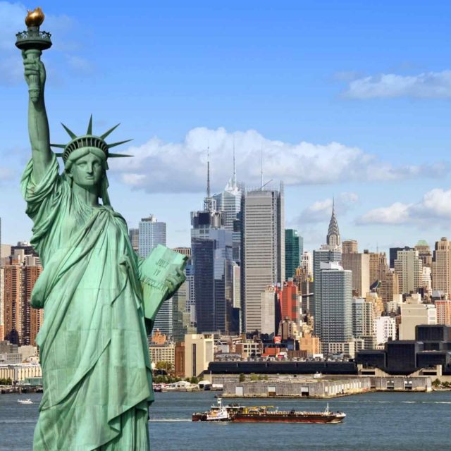 https://www.traveltomoroco.com/wp-content/uploads/2018/09/destination-new-york-01-640x640.jpg